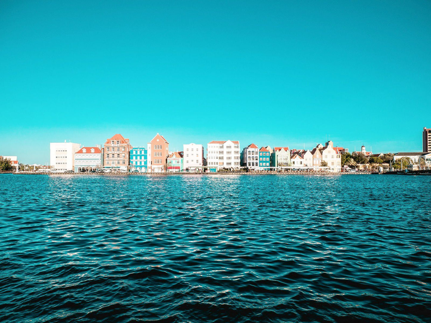 Netherlands Antilles eSIM